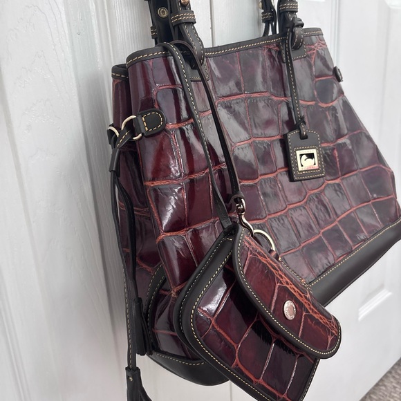 Dooney & Bourke Burgundy Croc-Embossed Shoulder Bag Set - Picture 2 of 16